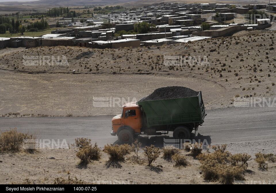 تولید سنگ پا در روستای قزلجه‌کند قروه