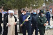 غبارروبی گلزار شهدای میاندوآب در آستانه روز شهید