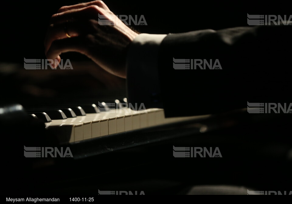 اجرای تک نوازی عود و رسیتال پیانو در فرهنگسرای نیاوران