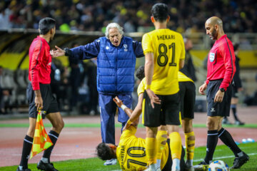 Football match between Sepahan and Al-Hilal