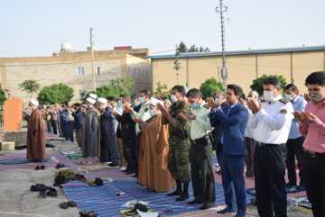 اقامه نماز عید فطر در ایلام