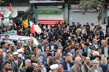 Las marchas del 13 de Aban en todo Irán