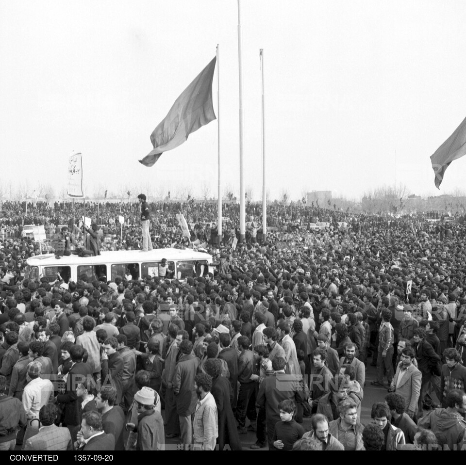 راهپیمایی مردم تهران در روز عاشورا سال 1357