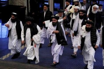 طالبان: برای رسیدن به صلح در افغانستان رئیس جمهوری کناره گیری کند