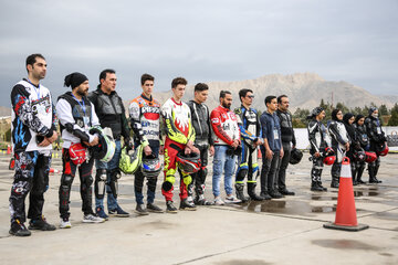 Course moto mini GP à Téhéran 