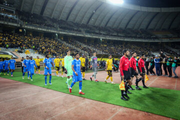 Football match between Sepahan and Al-Hilal