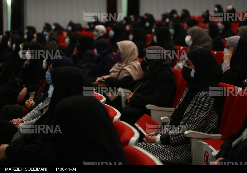 مراسم بزرگداشت روز زن در تالار وحدت