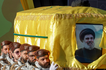 Funérailles solennelles du martyr Sayyed Hashim Safieddine dans le sud du Liban