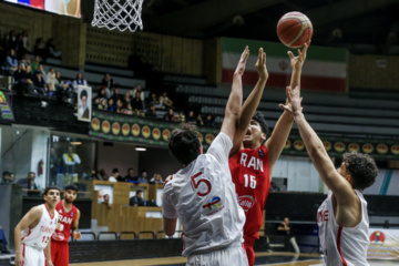 U-18 basketball match between Iran and Turkiye