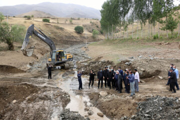 بازدید نایب رئیس مجلس از مناطق سیل زده روستاهای کلیبر