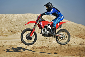 Iran : 5e manche du championnat de motocross féminin