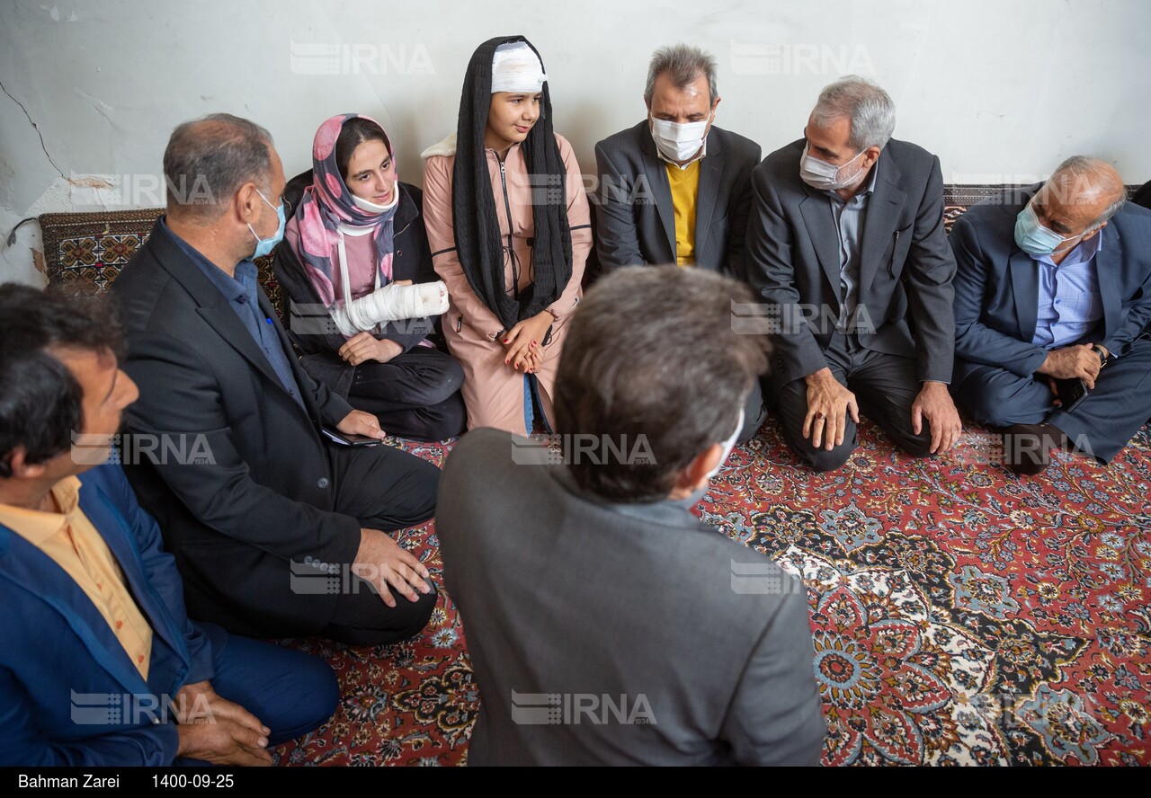 سفر وزیر آموزش و پرورش به کرمانشاه - دیدار با خانواده های مصدومان و فوت شدگان حادثه تصادف