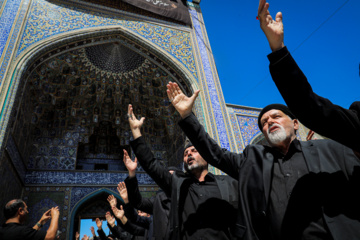 Mashhad, de luto por el aniversario del fallecimiento del Profeta del Islam