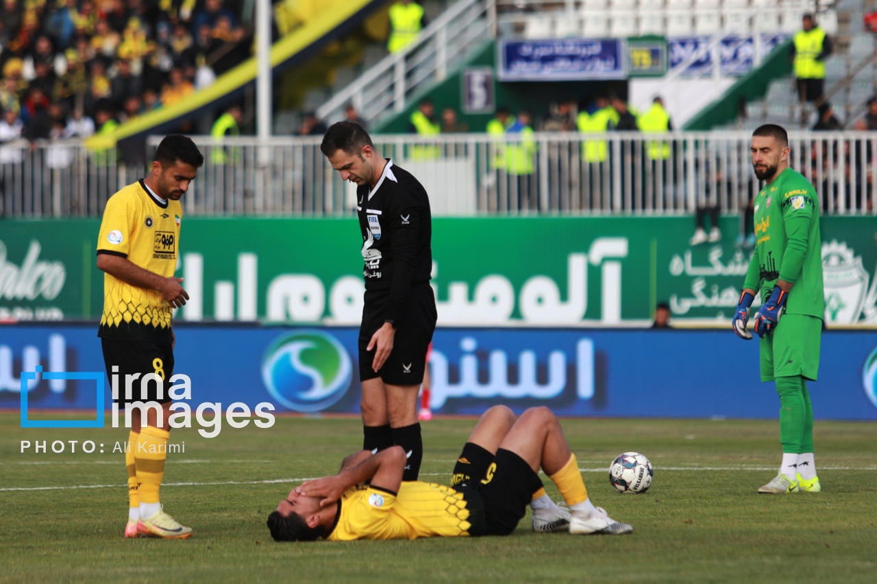 سوپرجام فوتبال - سپاهان و پرسپولیس