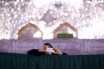 Iran : La « fête des anges » au sanctuaire de l'Imam Reza (P)