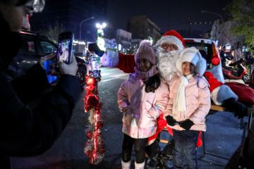 Ambiente navideño en Teherán