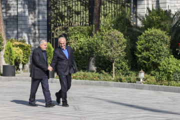 Première réunion du gouvernement Pezeshkian après avoir obtenu le vote de confiance de ses ministres