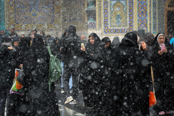 Chute de neiges à Mashhad dans le nord-est iranien 