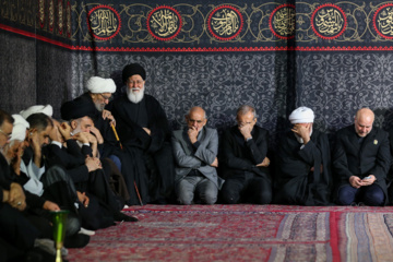 “Jotbe Jani” en el santuario del Imam Reza (P)