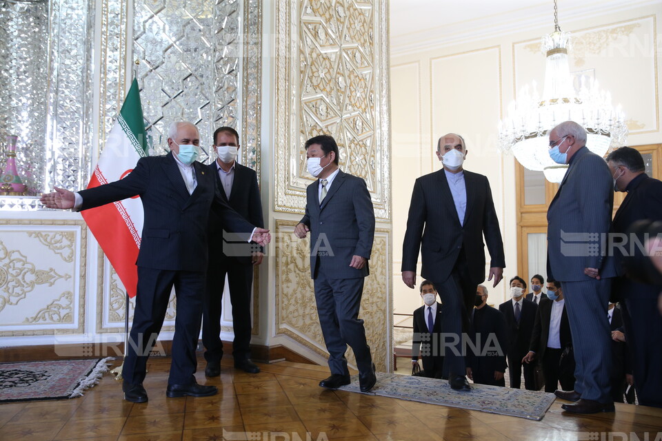 دیدار وزیر امور خارجه ژاپن با ظریف