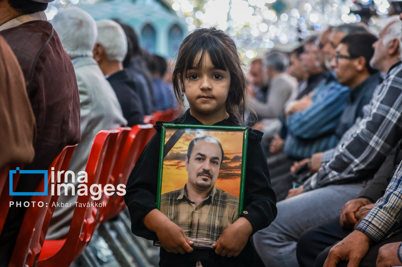 یادبود چهلمین روز درگذشت جان‌باختگان حادثه معدن طبس