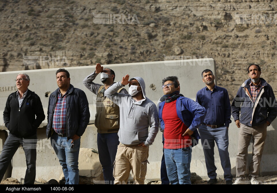 انفجار صخره ۵۰۰۰ تُنی در آزادراه تهران-شمال