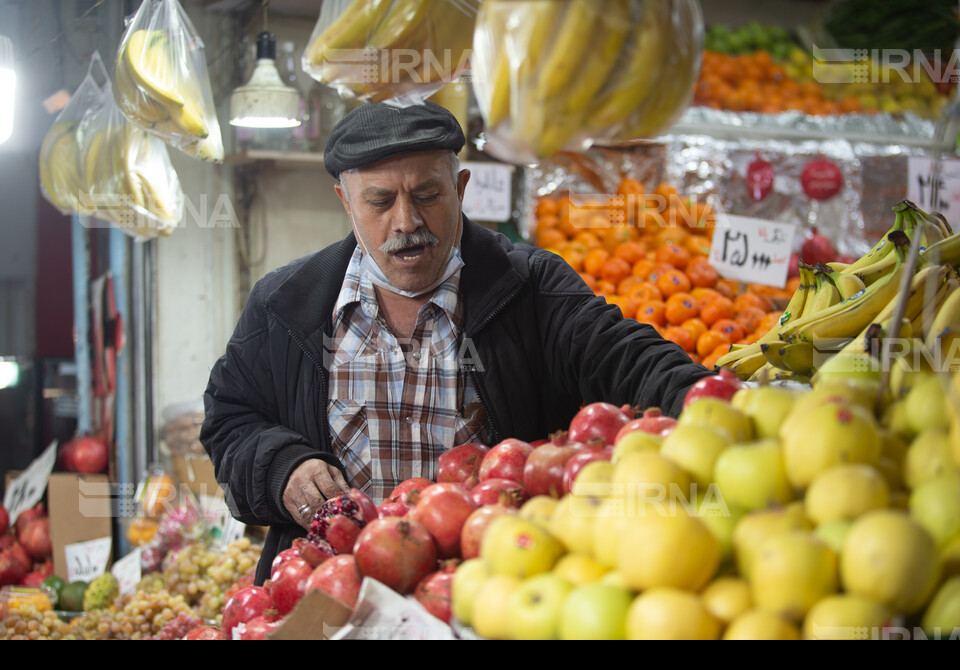 خرید شب یلدا در بازار تجریش