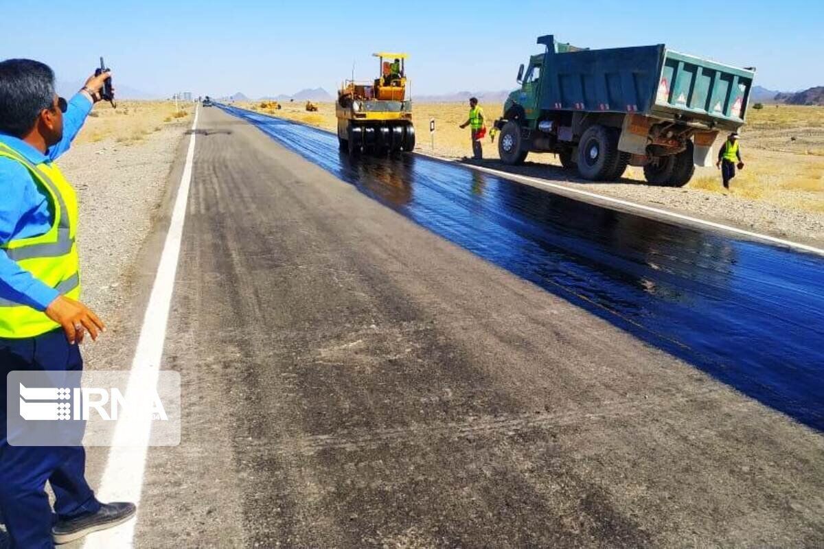 جاده مهریز به دهستان تنگچنار به تامین بودجه ملی نیاز دارد