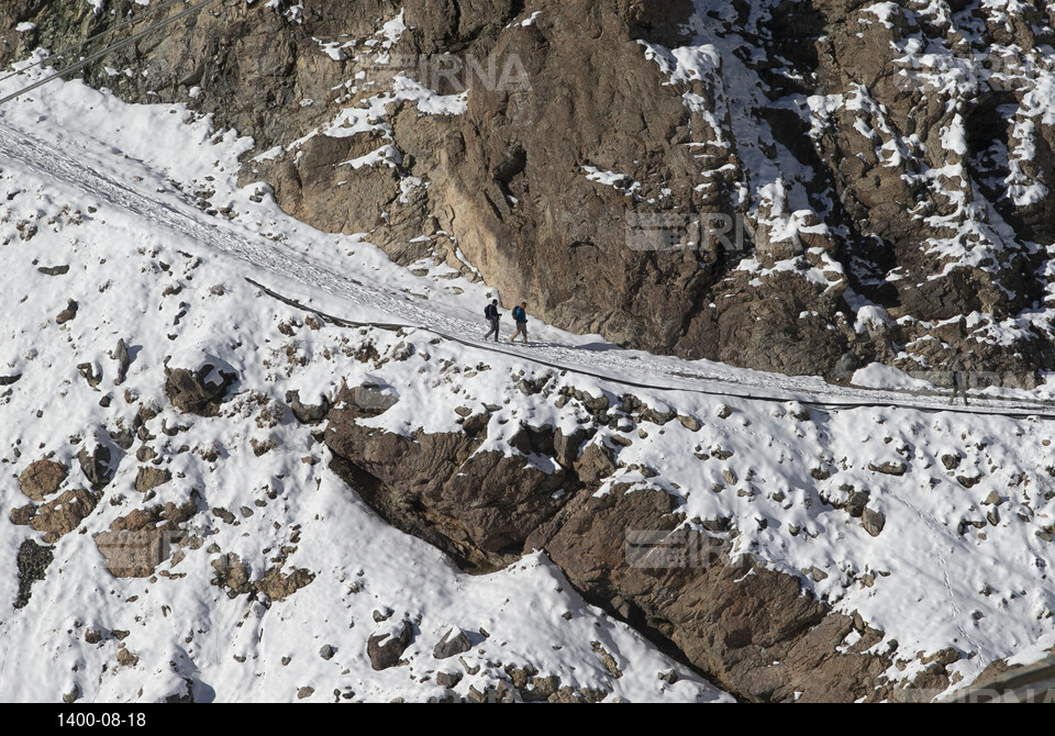 آماده سازی پیست اسکی مجموعه توچال