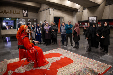 «جشنواره هنر ایران زمین» در برج آزادی