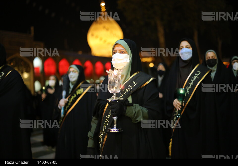 مراسم لاله گردانی خدام حرمین احمدی و محمدی (ع) در شیراز