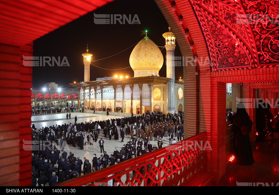 مراسم لاله گردانی شب شهادت احمد بن موسی (ع) در شیراز