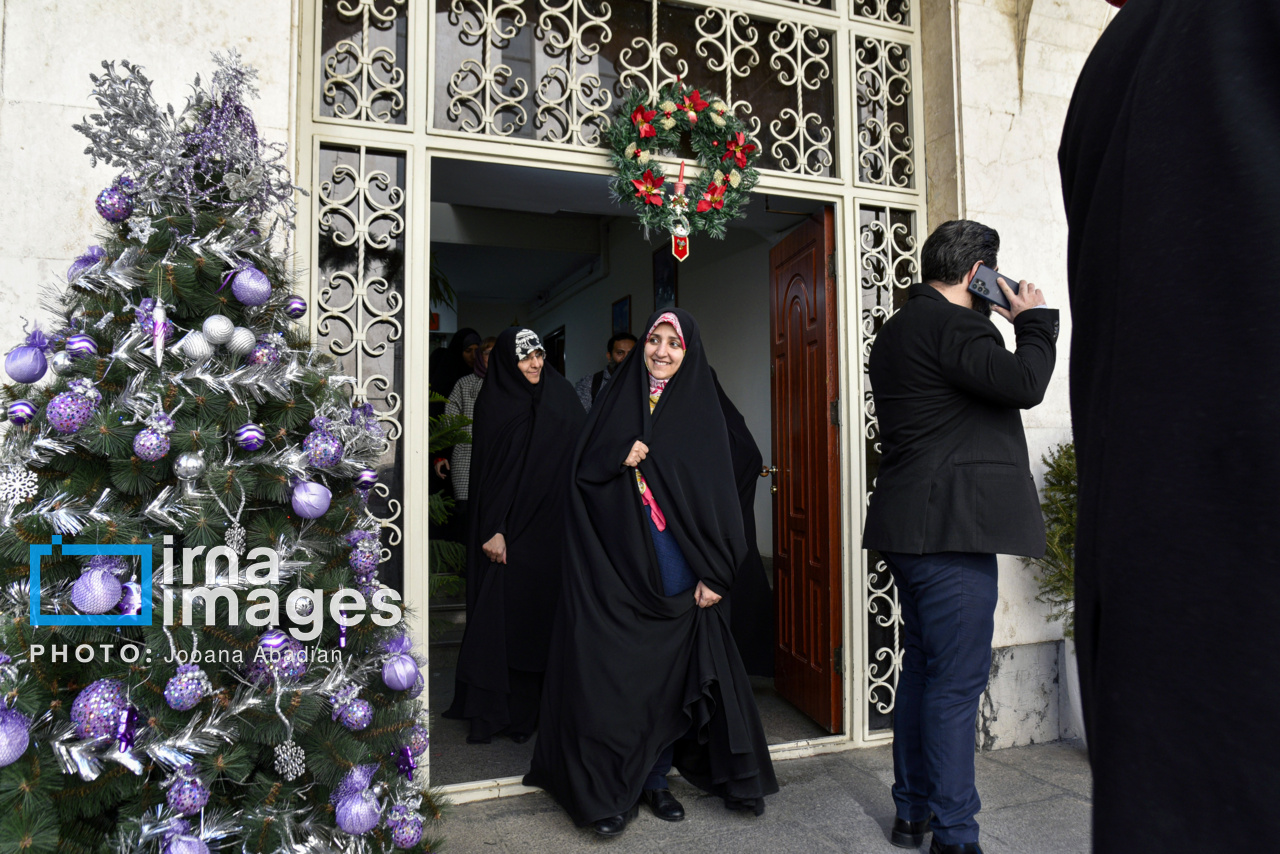 دیدار جمعی از مسئولان با اعضای شورای خلیفه‌گری ارامنه