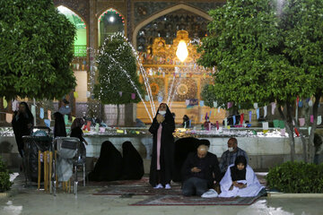 جشن شب نیمه شعبان در حرم احمد بن موسی شاهچراغ(ع)