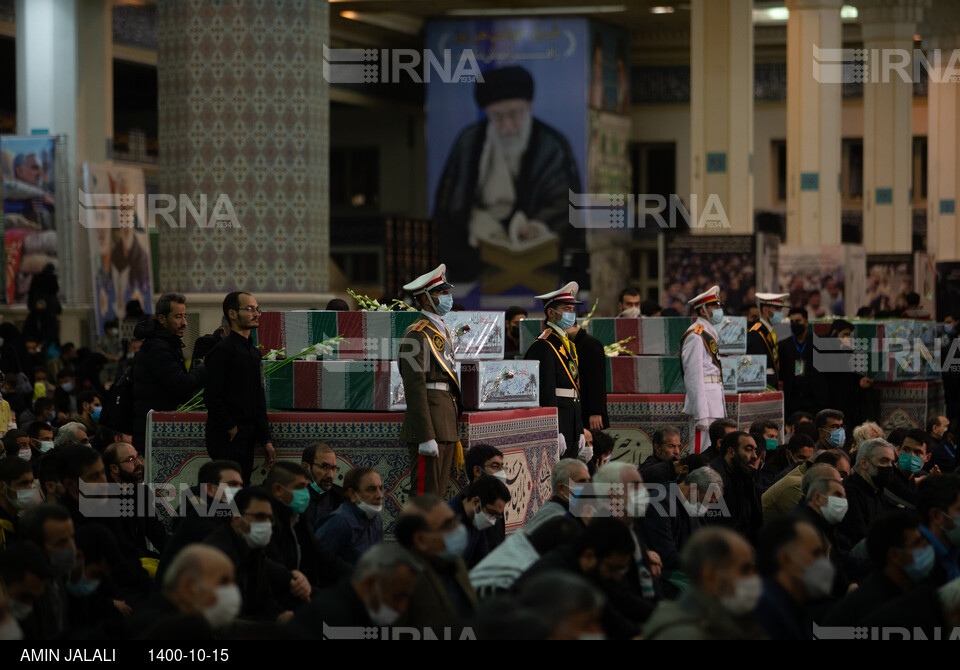 وداع با ۱۵۰ شهید گمنام دفاع مقدس در مصلی امام خمینی(ره) تهران