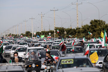 راهپیمایی خودرویی 22 بهمن در قم