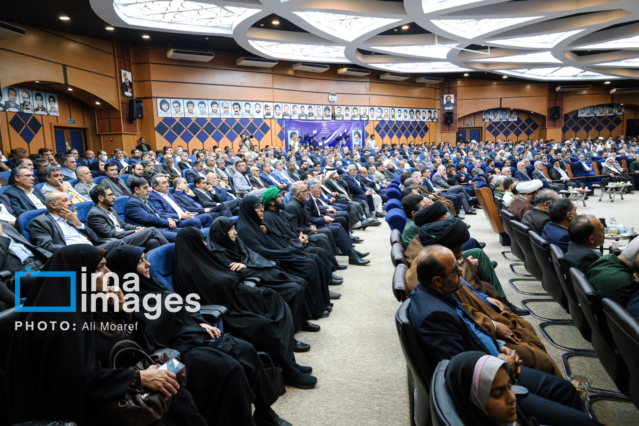 مراسم تکریم «علی اکبر حسینی محراب» و معارفه «سید محمدرضا موالی زاده» استاندار جدید خوزستان