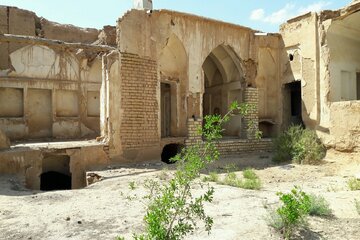 خانه‌های تاریخی آران و بیدگل در آستانه تخریب 