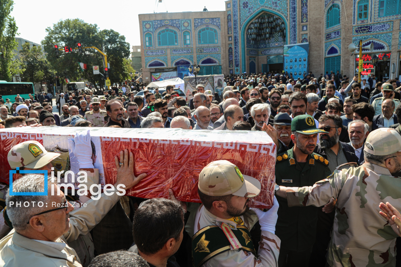 تشییع پیکر شهید مدافع وطن، «هادی جوادی»