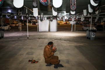 Foreign Pilgrims of Arbaeen at the Iran-Iraq Border