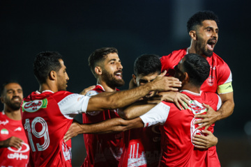 لیگ برتر فوتبال - پرسپولیس و آلومینیوم اراک