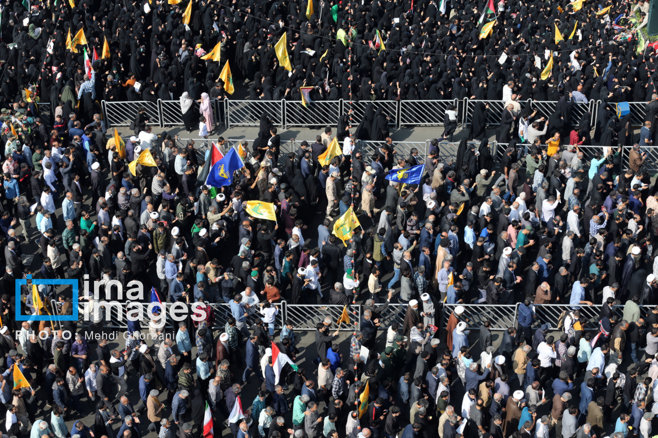 تشییع پیکر شهید «عباس نیلفروشان» - مشهد