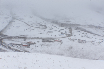 Iran : chutes de neige sur les hauts plateaux du Guilan au nord