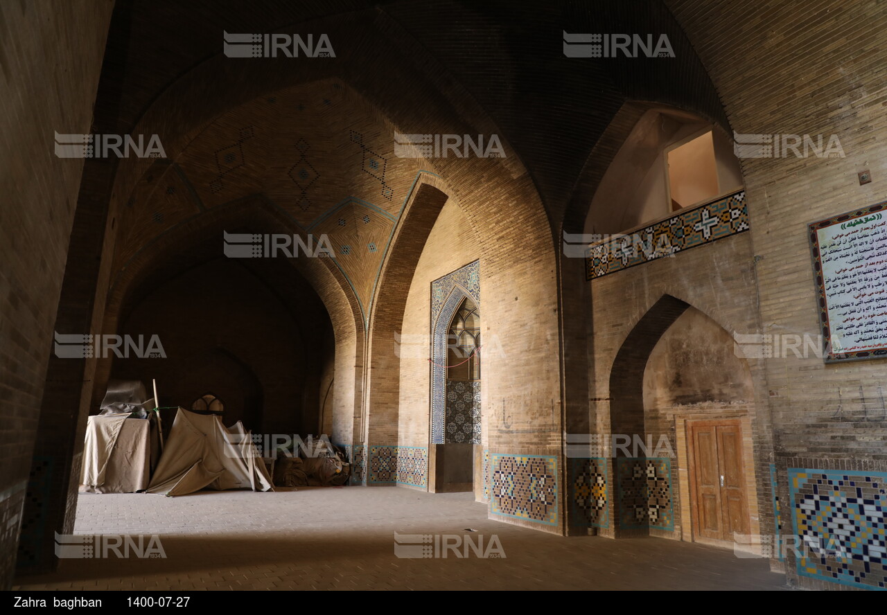 فرونشست بنای تاریخی مسجد حکیم