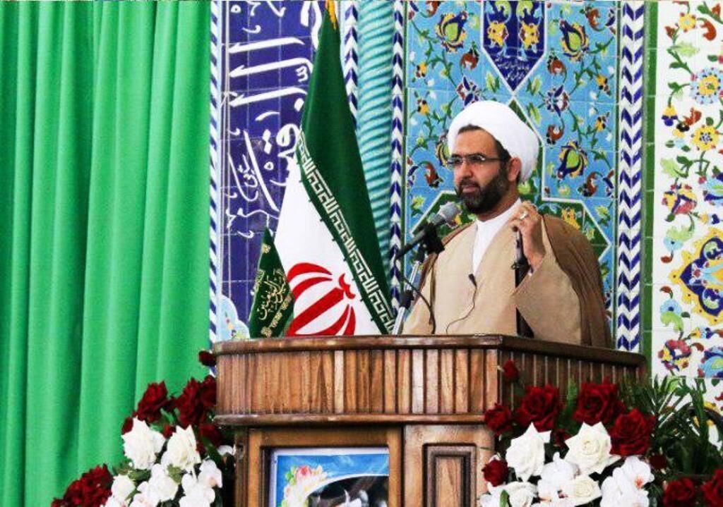 امام جمعه مهریز: سفرای روسیه و انگلیس از مردم ایران عذرخواهی کنند