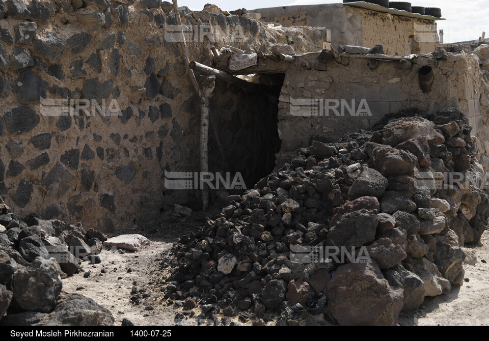 تولید سنگ پا در روستای قزلجه‌کند قروه