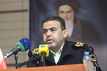 فرمانده انتظامی ایلام: ترقه بازی تعدادی فریب خورده تاثیری بر اقتدار ایران اسلامی ندارد