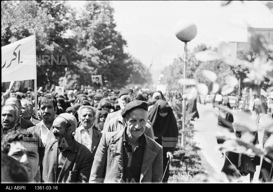 راهپیمایی به مناسبت سالگرد قیام ۱۵ خرداد ۴۲ در همدان