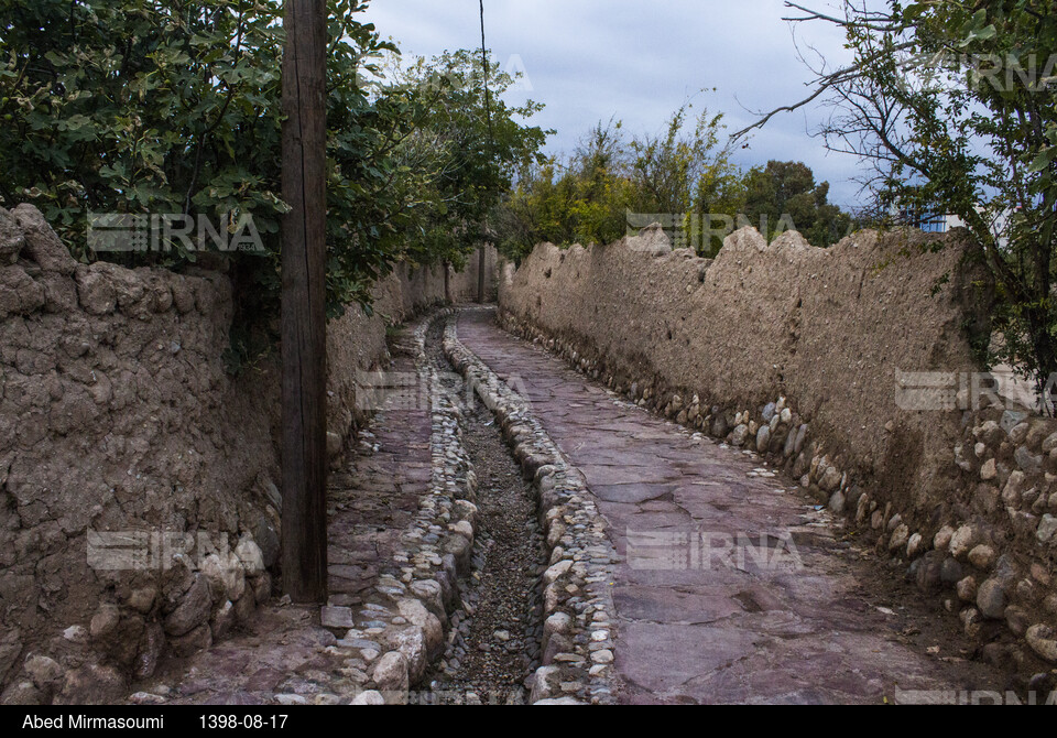 دیدنیهای ایران - کوچه باغ تاریخی نی کیژه سمنان