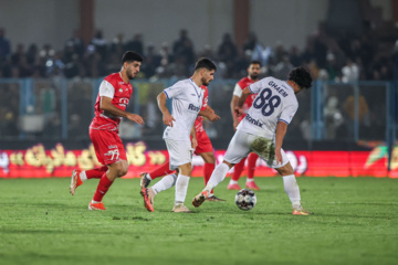 لیگ برتر فوتبال - ملوان و پرسپولیس